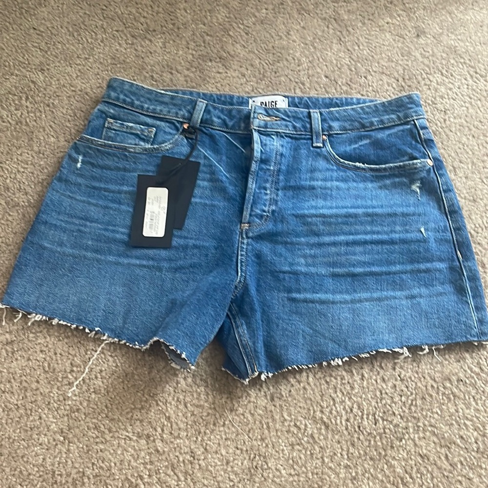 NEW with tags. Paige Noella Short- Relaxed Cut Off Short